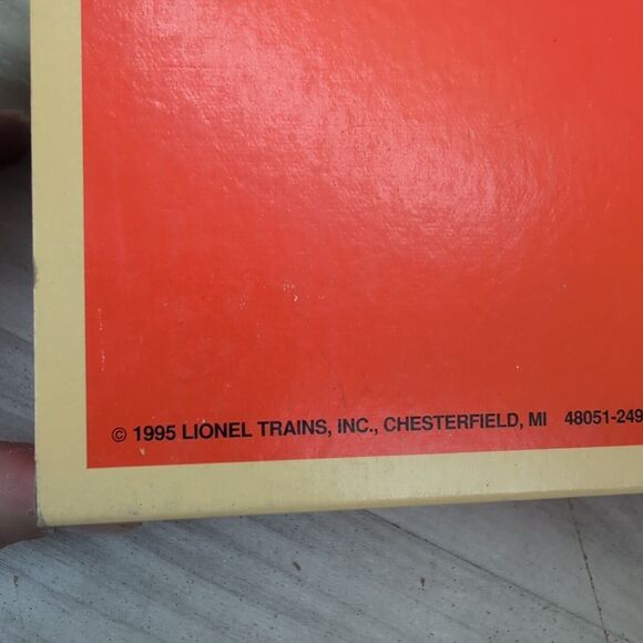 Lionel 6-151043 Reading Company Passenger Car W/ Box - Picture 11 of 13